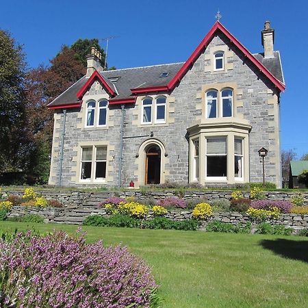 Rossmor Bed & Breakfast Grantown-on-Spey المظهر الخارجي الصورة