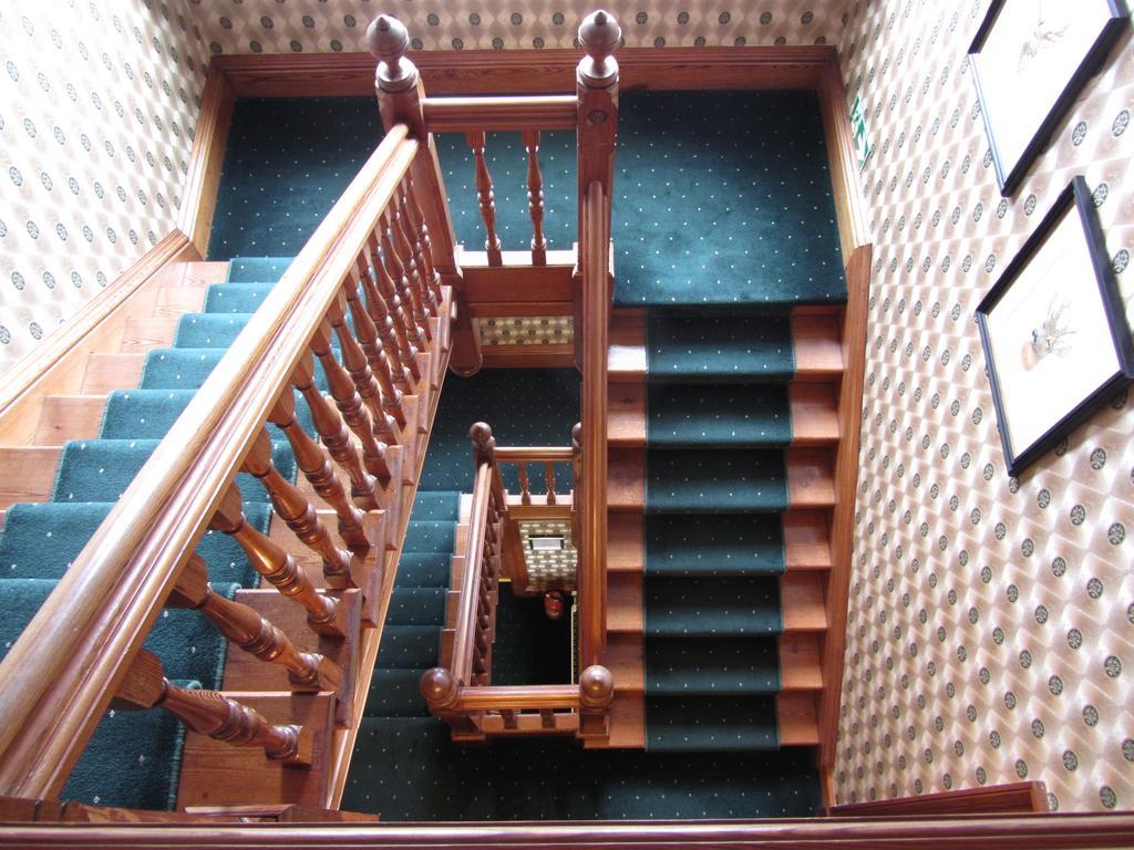 Rossmor Bed & Breakfast Grantown-on-Spey المظهر الخارجي الصورة
