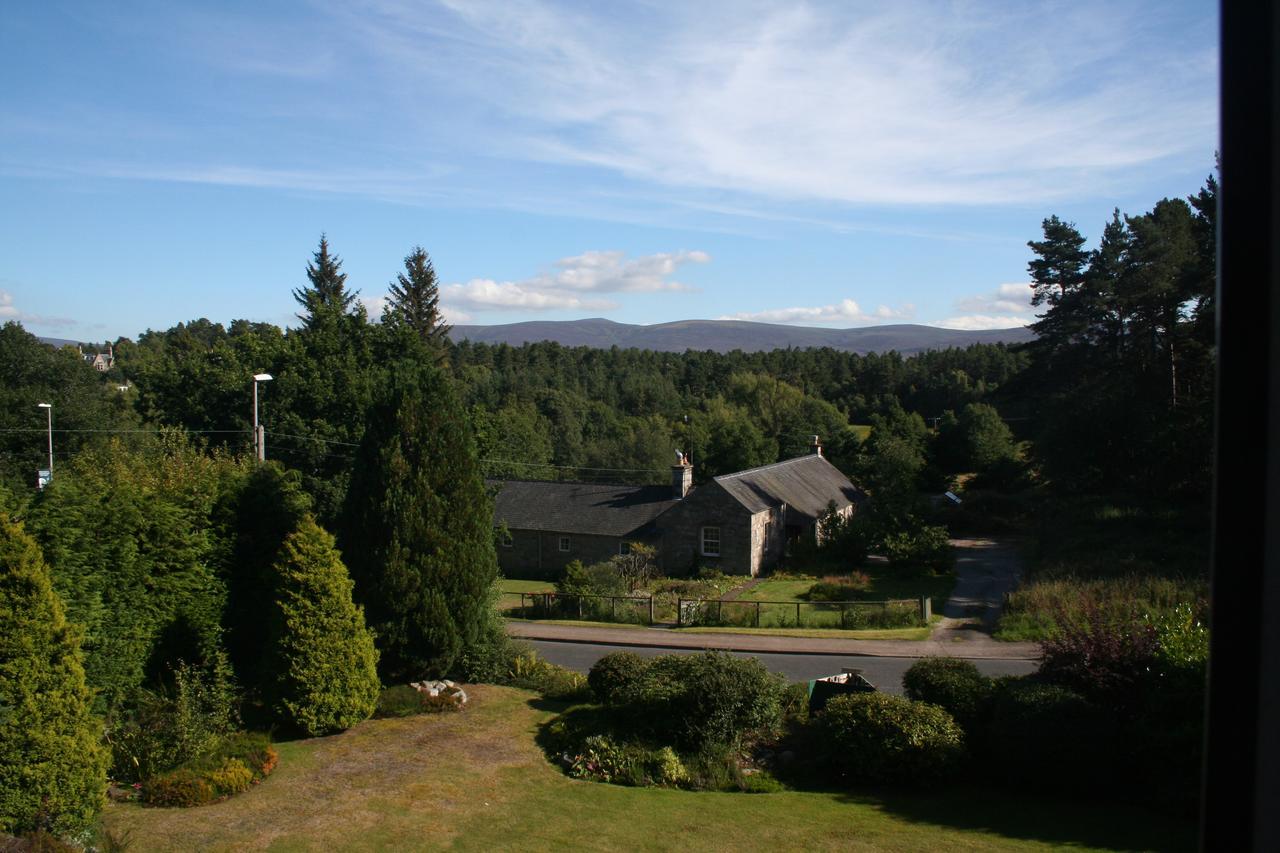 Rossmor Bed & Breakfast Grantown-on-Spey المظهر الخارجي الصورة