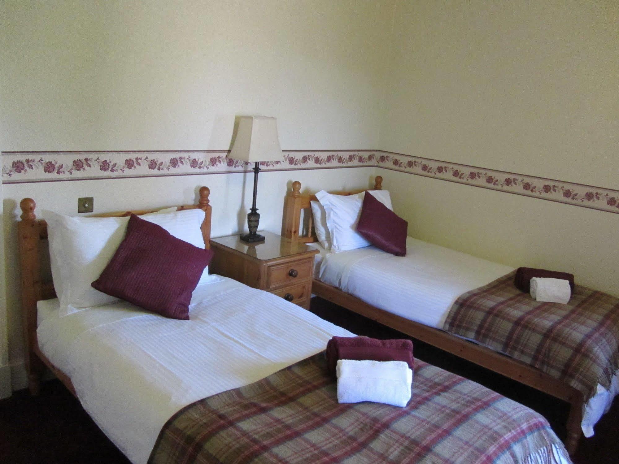 Rossmor Bed & Breakfast Grantown-on-Spey المظهر الخارجي الصورة