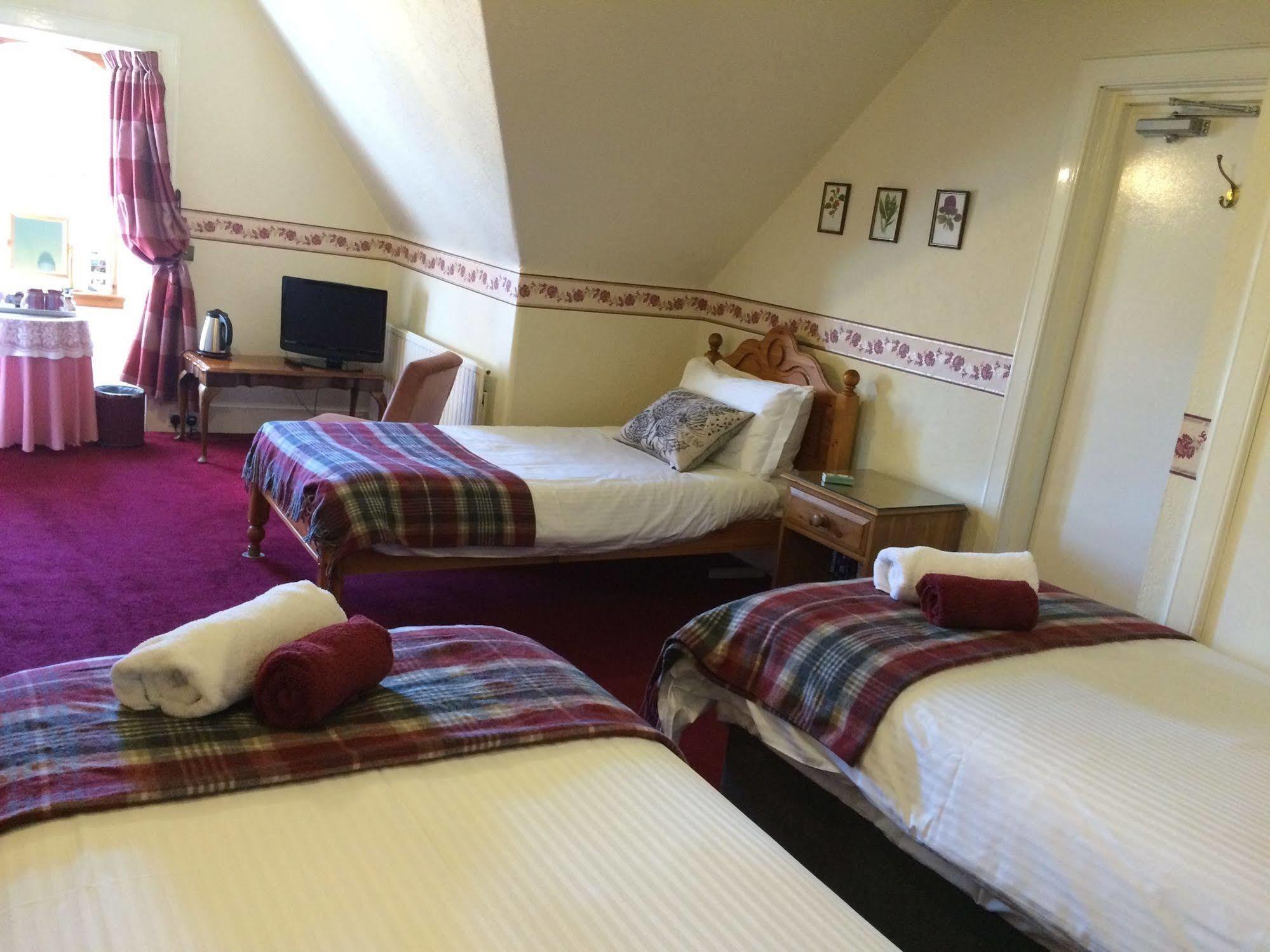 Rossmor Bed & Breakfast Grantown-on-Spey المظهر الخارجي الصورة