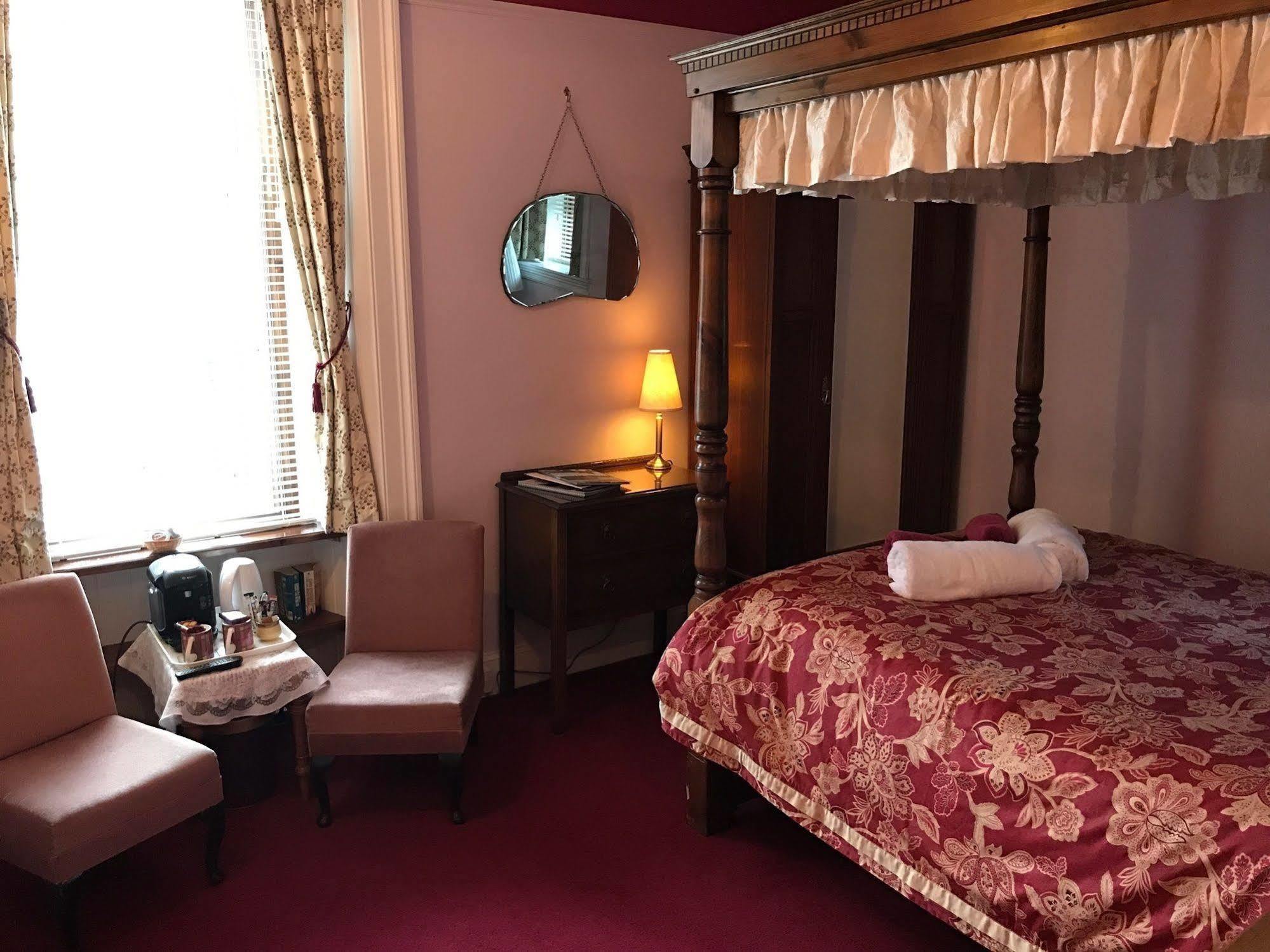 Rossmor Bed & Breakfast Grantown-on-Spey المظهر الخارجي الصورة