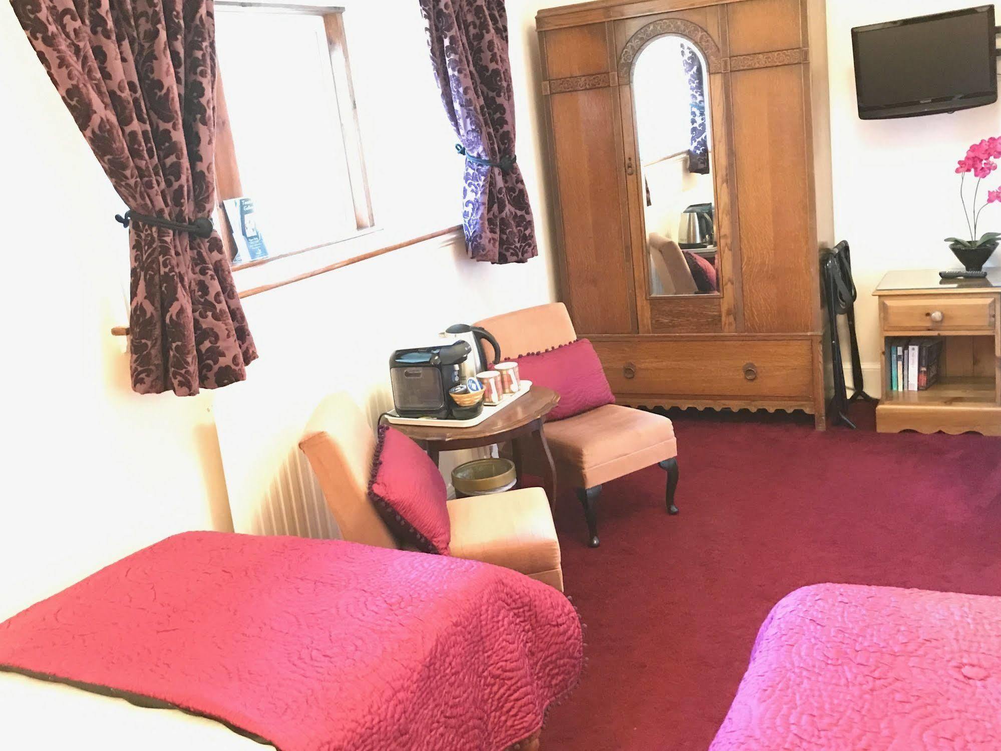 Rossmor Bed & Breakfast Grantown-on-Spey المظهر الخارجي الصورة